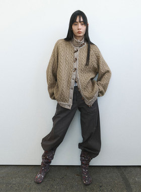 Funnel in绞花撞色牛角扣针织外套女秋冬宽松慵懒风上衣