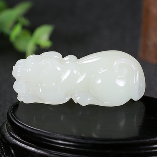 28.24克 新疆和田玉羊脂白玉生肖狗吊坠 旺财生肖狗