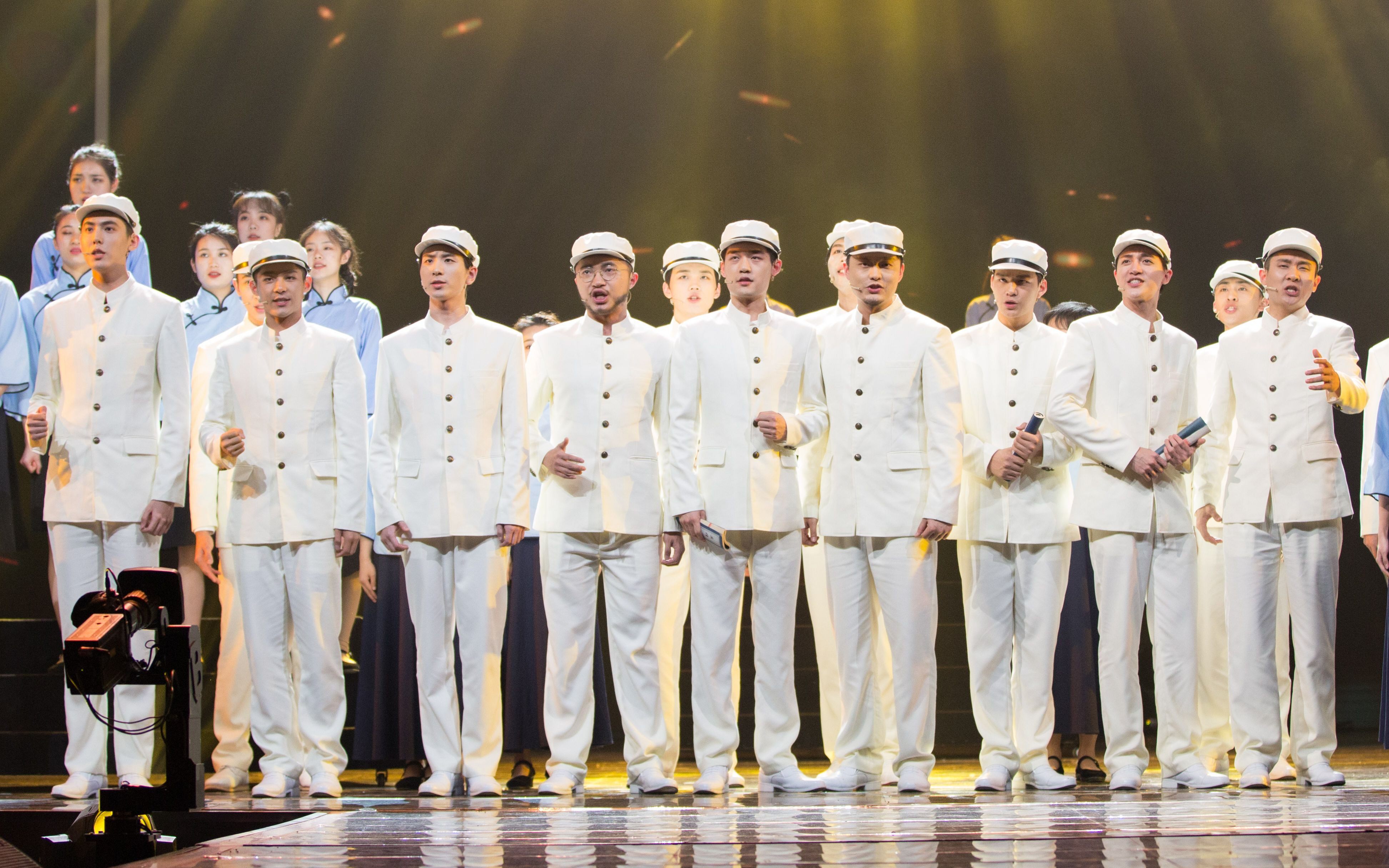 民国中山装男白色学生装五四青年女装民国风朗诵毕业歌合唱演出服