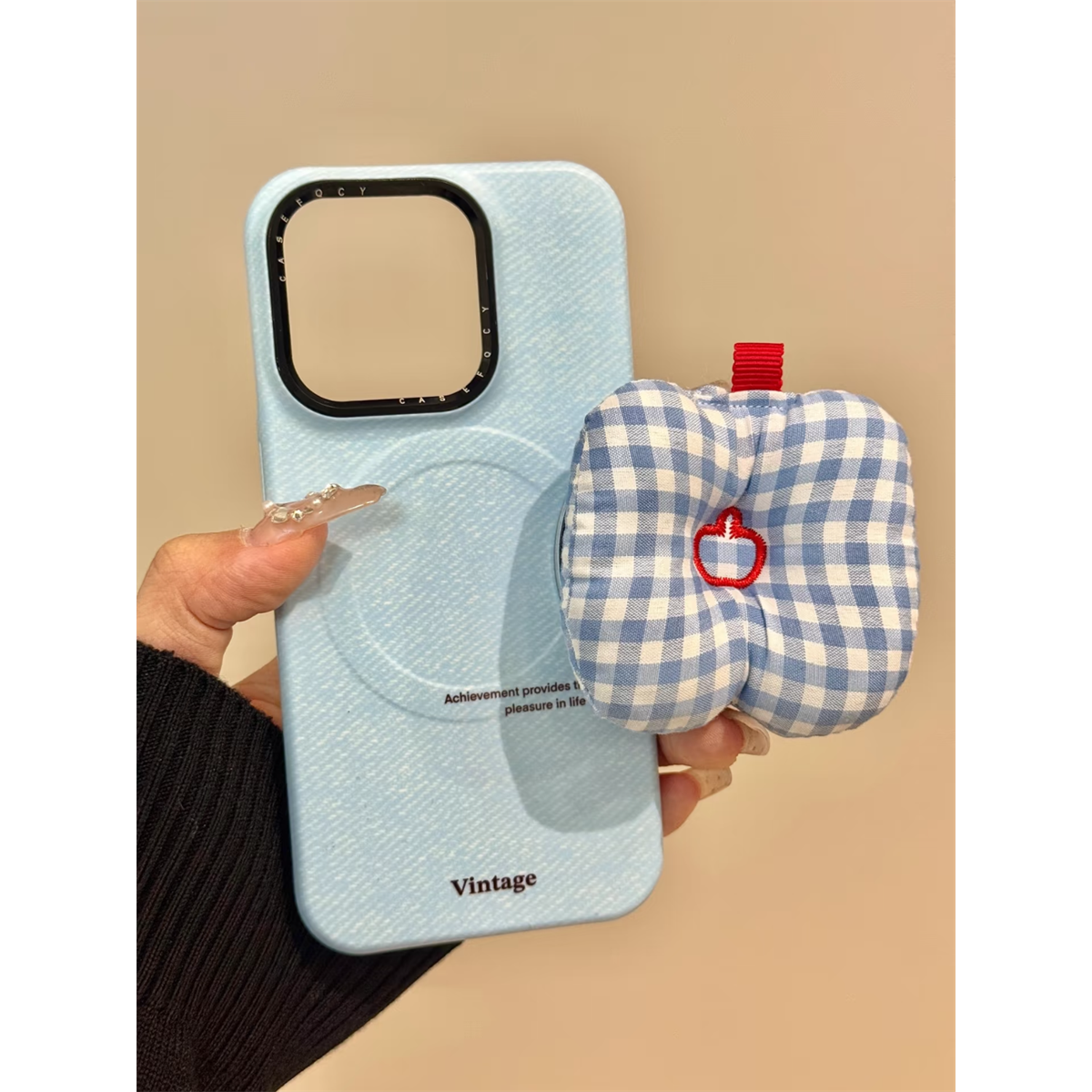 简约蓝色格纹苹果坐垫磁吸支架适用iphone16pro手机壳苹果16新款15创意14pro女款13超火15promax防摔保护套,3C数码配件,手机保护套/壳,淘宝优惠券,粉丝福利购,淘宝优惠卷