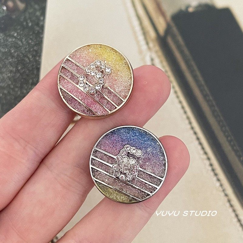 彩色钻呢大衣高档小香5金属扣子