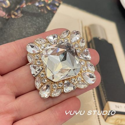 高级感方形镶钻金属纽扣貂皮大衣皮草装饰扣西服外套百搭手缝扣