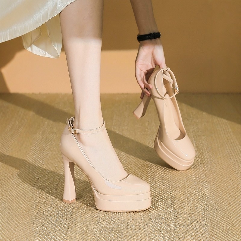 漆皮方头高跟鞋女2025夏新款一字扣带裸色单鞋10CM粗跟防水台女鞋