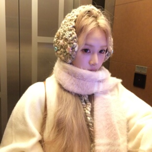 hucares原创「又仙又森女」冰岛毛纯手工重工勾线耳罩防冻耳暖女