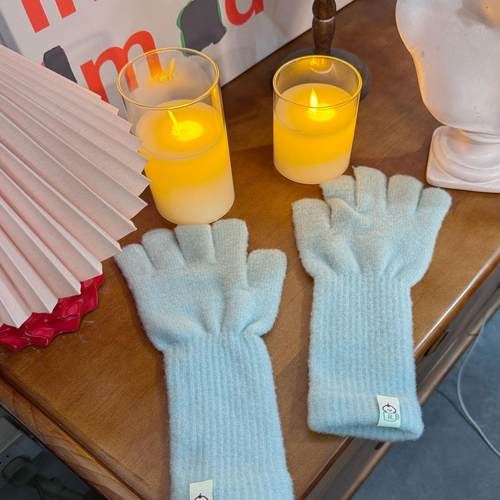 hucares「茸茸手套」自制巨软糯手套双色可触屏防寒冬季五指手套