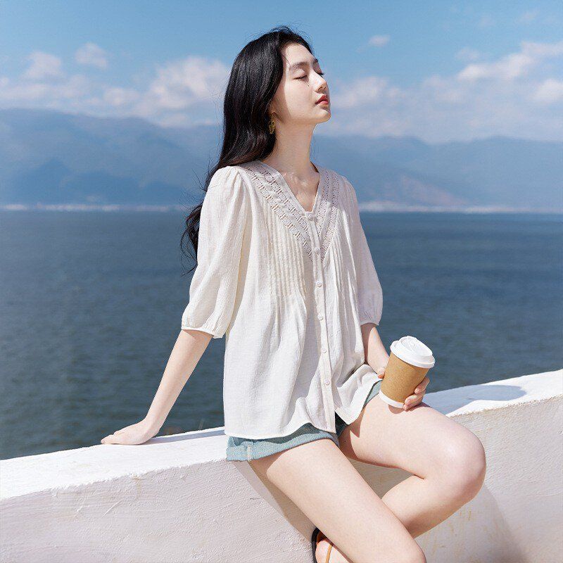 V领亚麻衬衫女夏季新款高级感娃娃衫短袖衬衣小衫上衣
