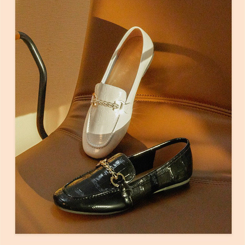 senda森达女鞋2022年专柜正品牛面花纹漆皮平跟舒适休闲女鞋3wr01