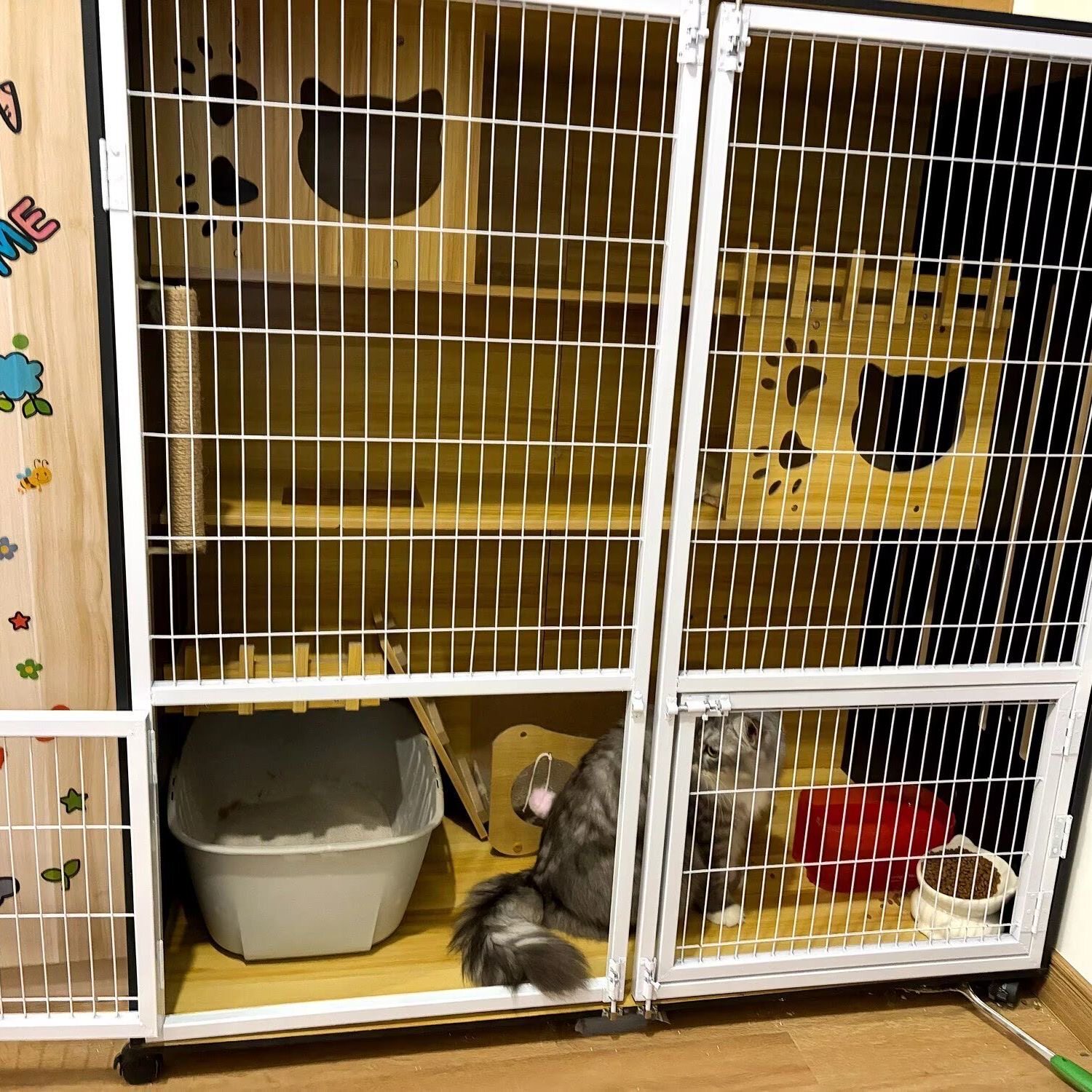 猫笼网格铁门定制防护阳台改造猫门隔离透气猫别野防护门笼子门图片