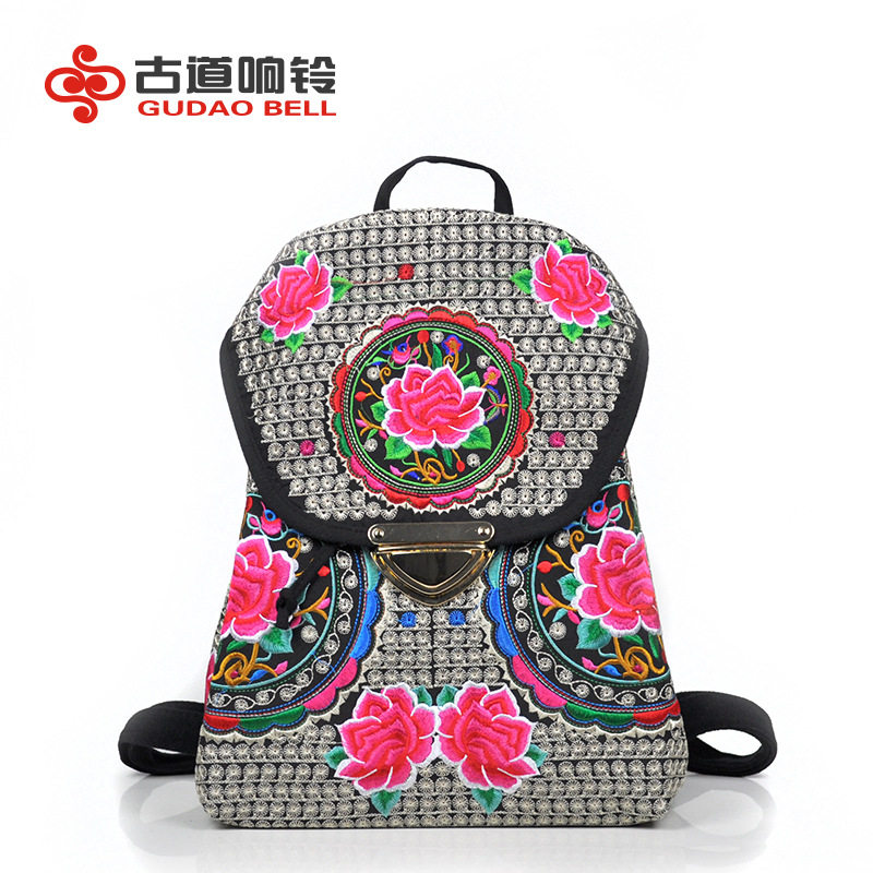 民族风包包 帆布绣花 原创 绣花女款双肩包 抽带锁扣背包