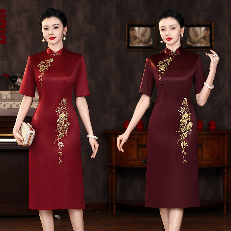 2026春夏款醋酸弹力缎刺绣花旗袍修身显瘦日常连衣裙礼服妈妈装