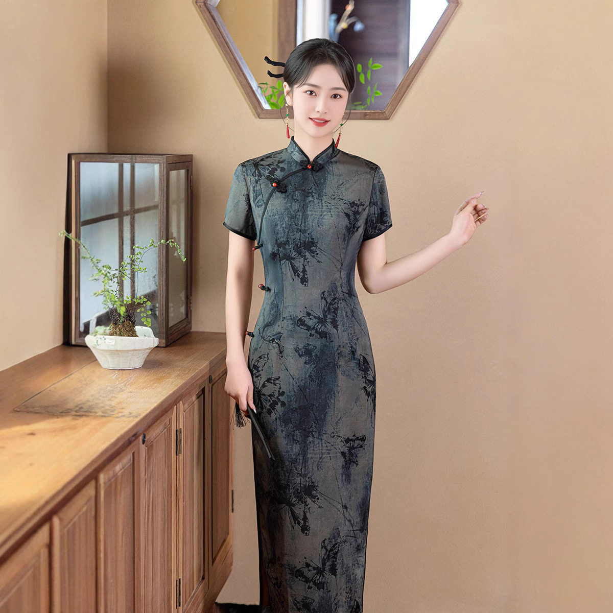 女装气质2026春夏新款感旗袍连衣裙短袖长款改良新中式礼服女装