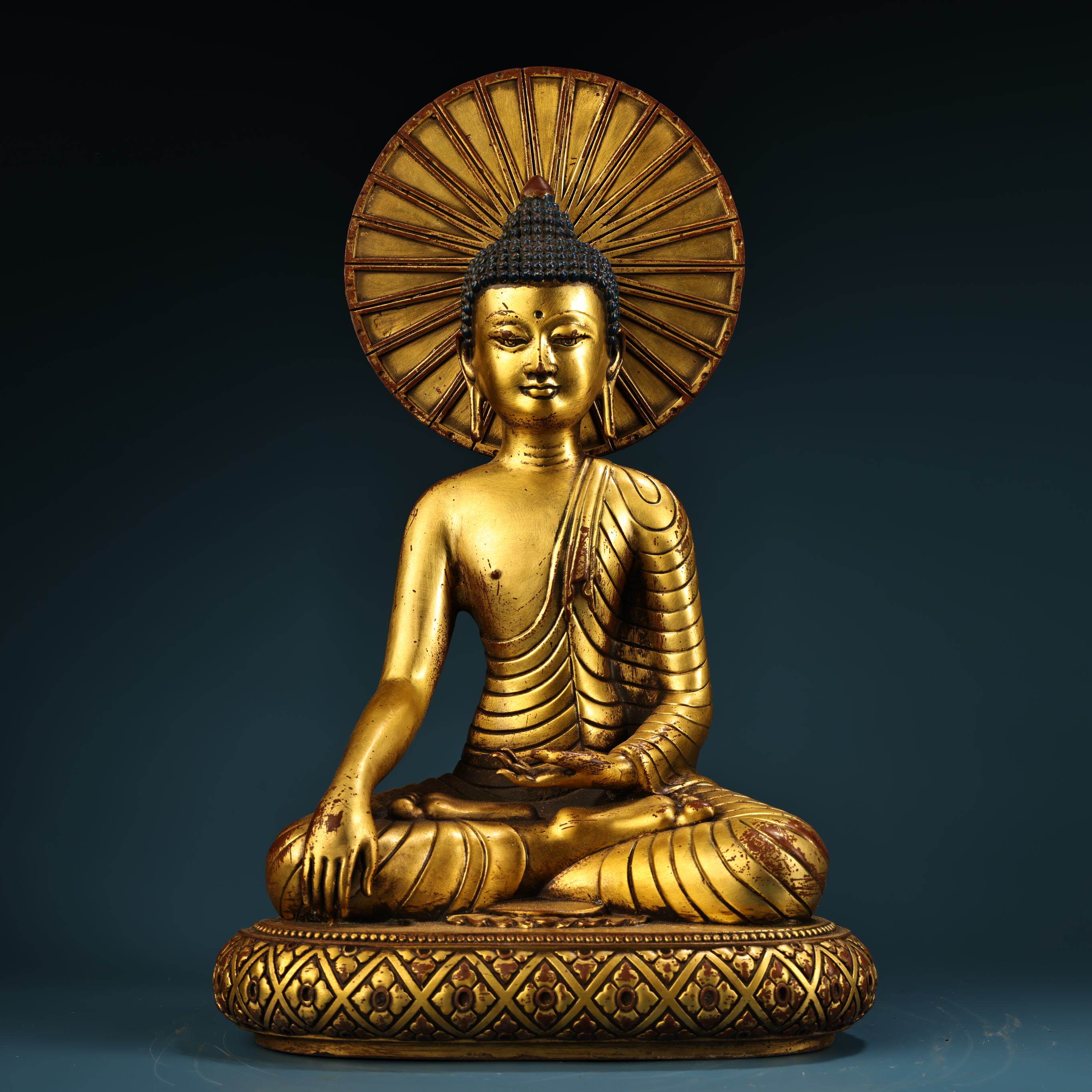 释迦牟尼大日如来佛祖纯铜器鎏金佛像摆件复古家居用佛堂供奉装饰