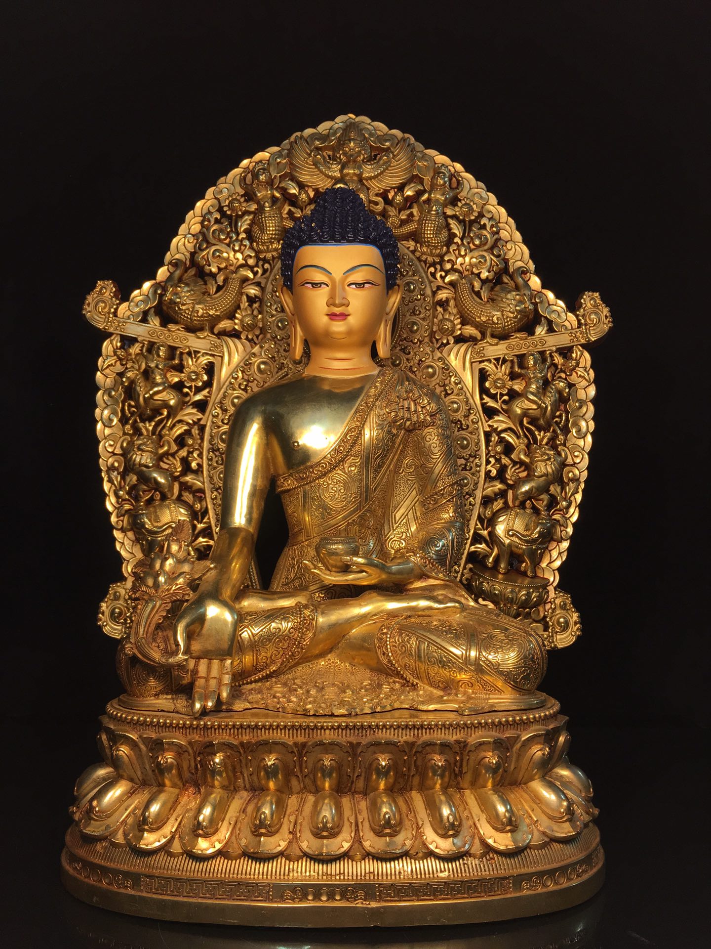 大号尼泊尔工艺纯黄铜全鎏金画脸带背光释迦牟尼佛像摆件藏式佛祖