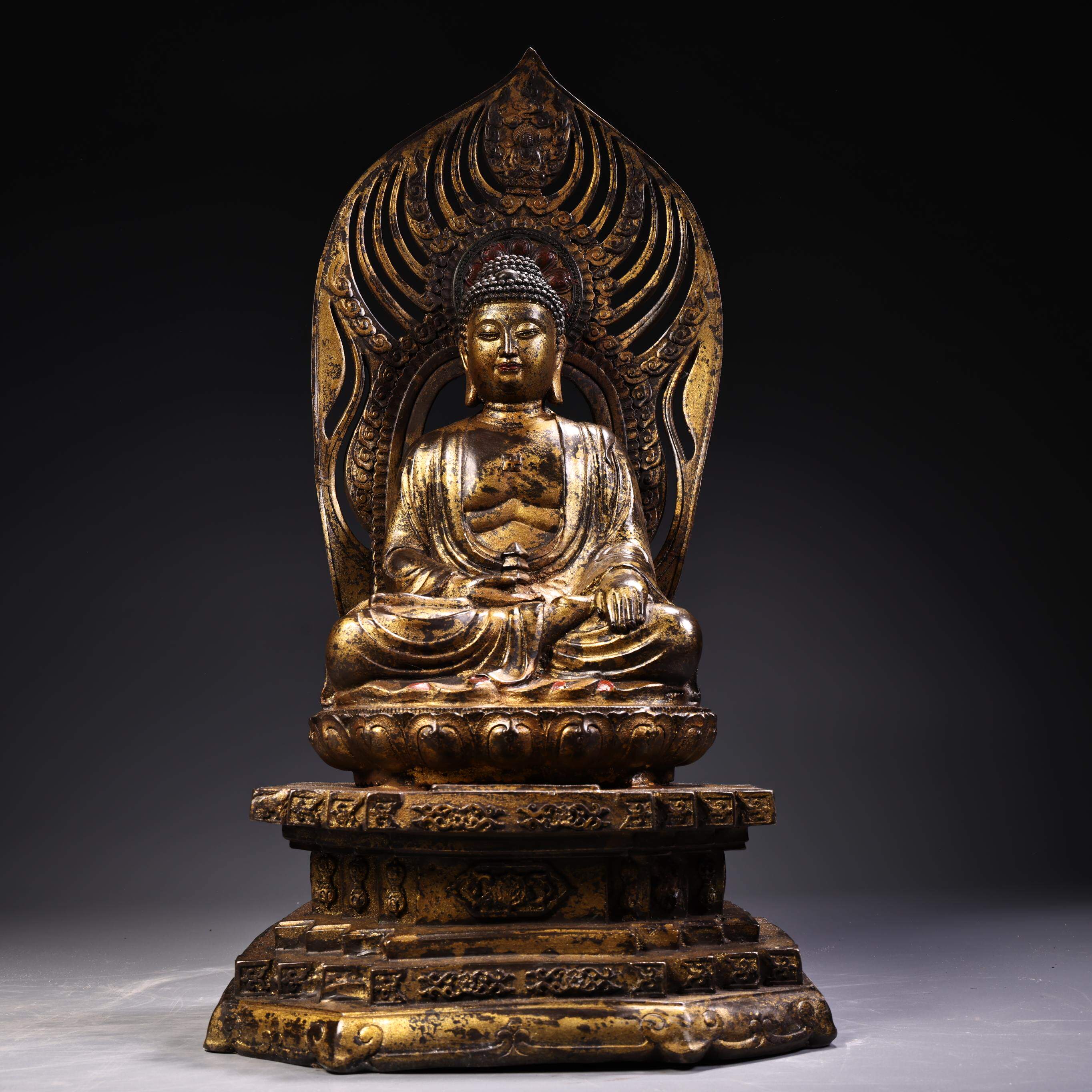 释迦牟尼大日如来佛祖像纯铜器雕鎏金复古家居用佛堂供奉装饰摆件