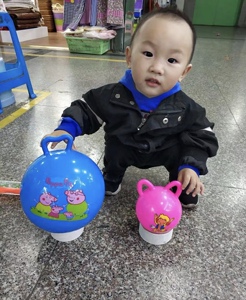 凯利弘婴幼儿手柄球儿童拍拍球手抓小皮球10个月宝宝球类2玩具1岁