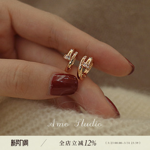 AMO闪钻钉子耳饰女耳环小众设计高级感耳钉耳圈扣2026年新款 春夏