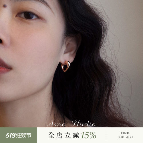 AMO金色爱心耳环女高级简约百搭