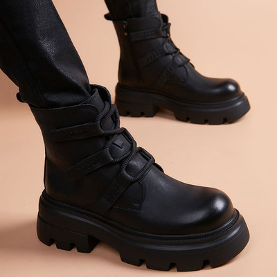 英伦风磨砂皮厚底爆款马丁靴