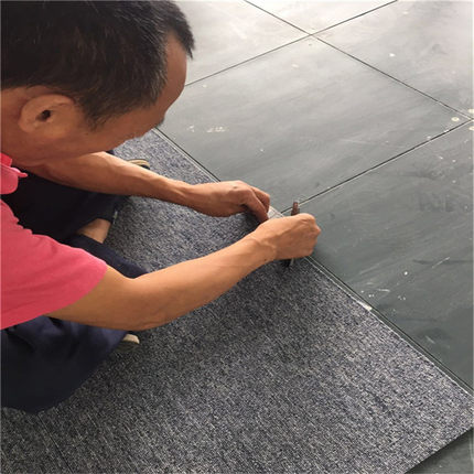 软底PVC方块地毯纯色胶水铺设胶贴银灰色深灰色蓝色绿色拼接地毯