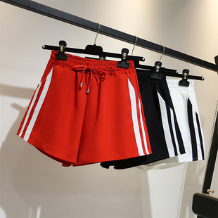 运动短裤女夏天2022新款宽松休闲两条杠阔腿a字百搭学生跑步热裤