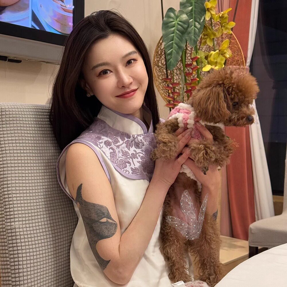DUO智仙生 梨云梦远淡紫色仿漳绒拼接缎面长旗袍