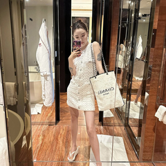 DUO智仙 黑标早春度假白色立体钩花小香风针织连衣裙和外套