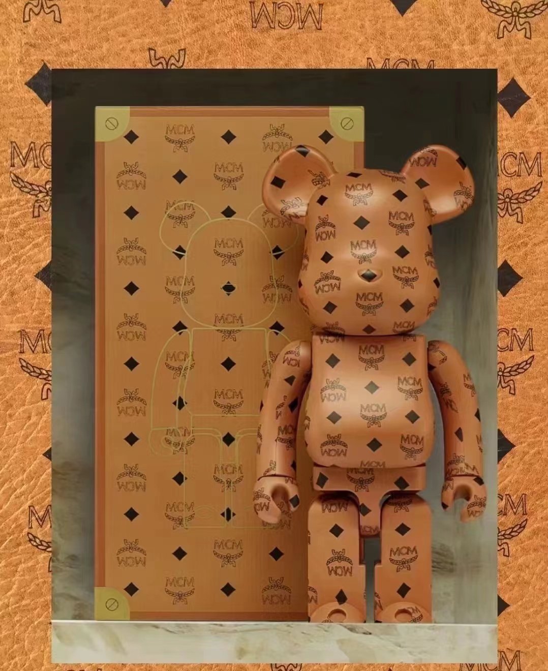 官方正品 Bearbrick MCM 联名款 1000%积木熊 暴力熊摆件收藏限量