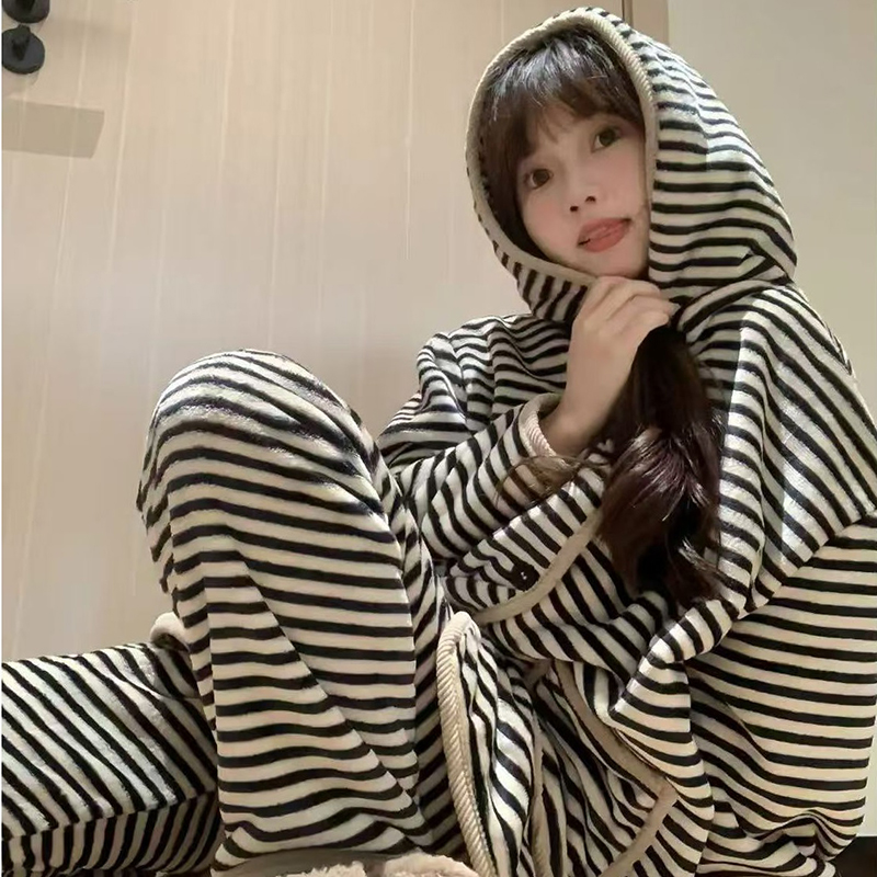 【初韵】条纹冬季加绒加厚套装