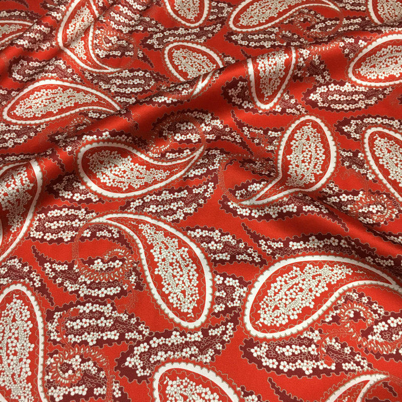 桑蚕丝布料红底佩斯利腰果花印花新款19姆米重磅弹力真丝绸缎面料