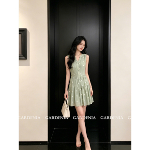 Gardenia 温柔小清新碎花V领背心连衣裙女夏季法式收腰显瘦短裙子
