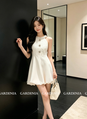Gardenia 轻奢千金风重工珠钻挂脖花苞连衣裙女气质名媛A字短裙子