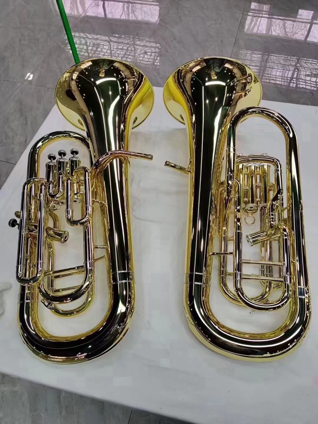 四立键双排上低音号大号