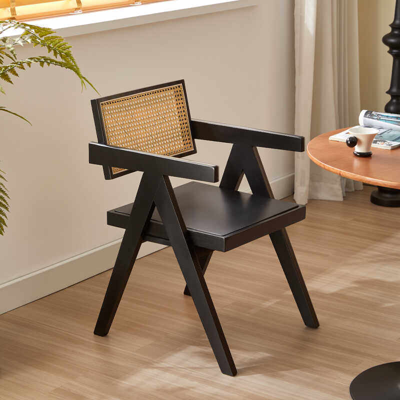 全实木藤编餐椅家用靠背椅子带扶手餐厅中古风商用民宿昌迪加尔椅