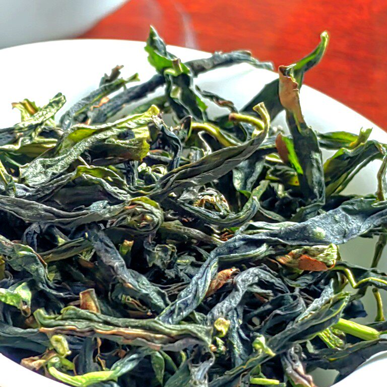 鸭屎香单丛茶凤凰单枞茶抽湿茶绿衣仙子鸭香浓香型清香型罐装散装