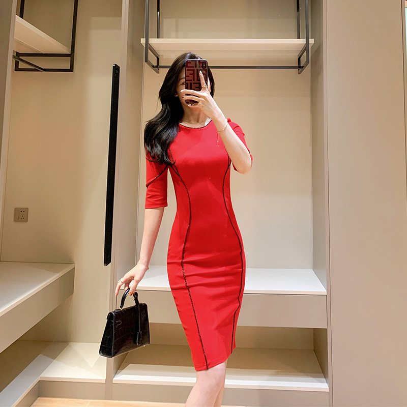 秋季新款女人味风中袖紧身连衣裙