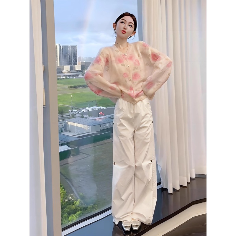 法式浪漫粉色印花马海毛毛衣女2025秋季新款慵懒风软糯圆领开衫潮
