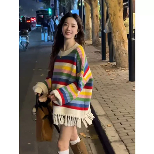 圣诞彩虹条纹流苏毛衣女款2026新款秋冬季慵懒风中长款针织衫上衣