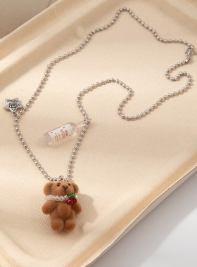 S925纯银毛绒小熊毛衣链子