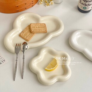 ins风高颜值餐具盘子平盘浅盘家用陶瓷早餐盘餐盘可爱创意云朵盘
