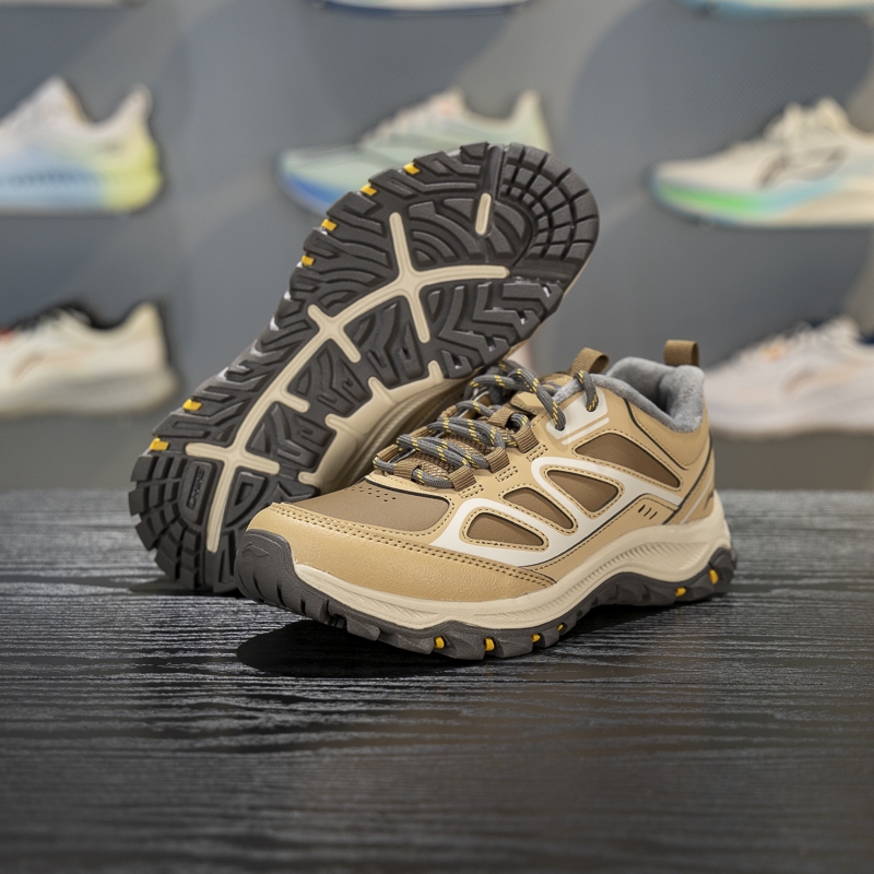 李宁保暖女子系带休闲鞋