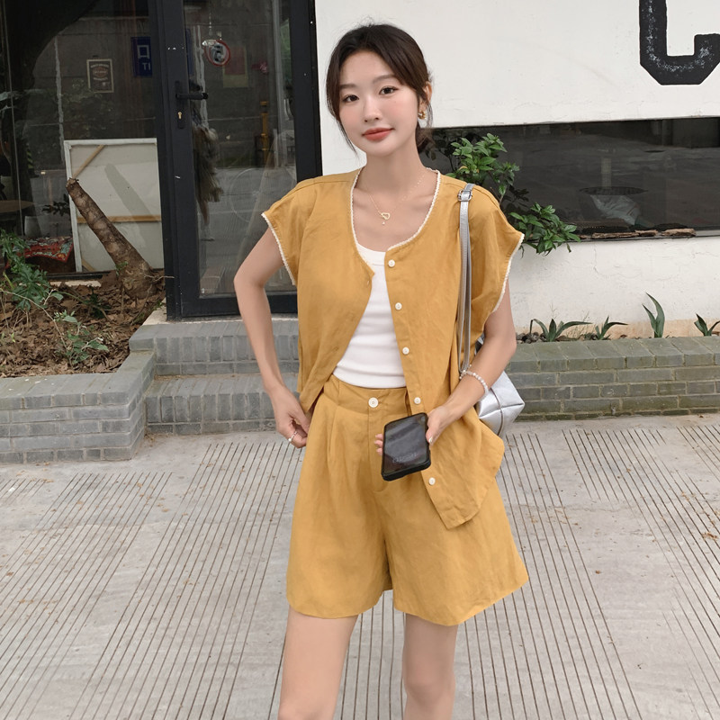 黄色高级感套装女2025夏季新款韩系复古超好看短袖衬衫短裤两件套,女装套装/套裙,浙宝128A