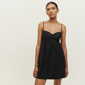 归己度假v领吊带连衣裙气质收腰性感小黑裙短款 裙子女