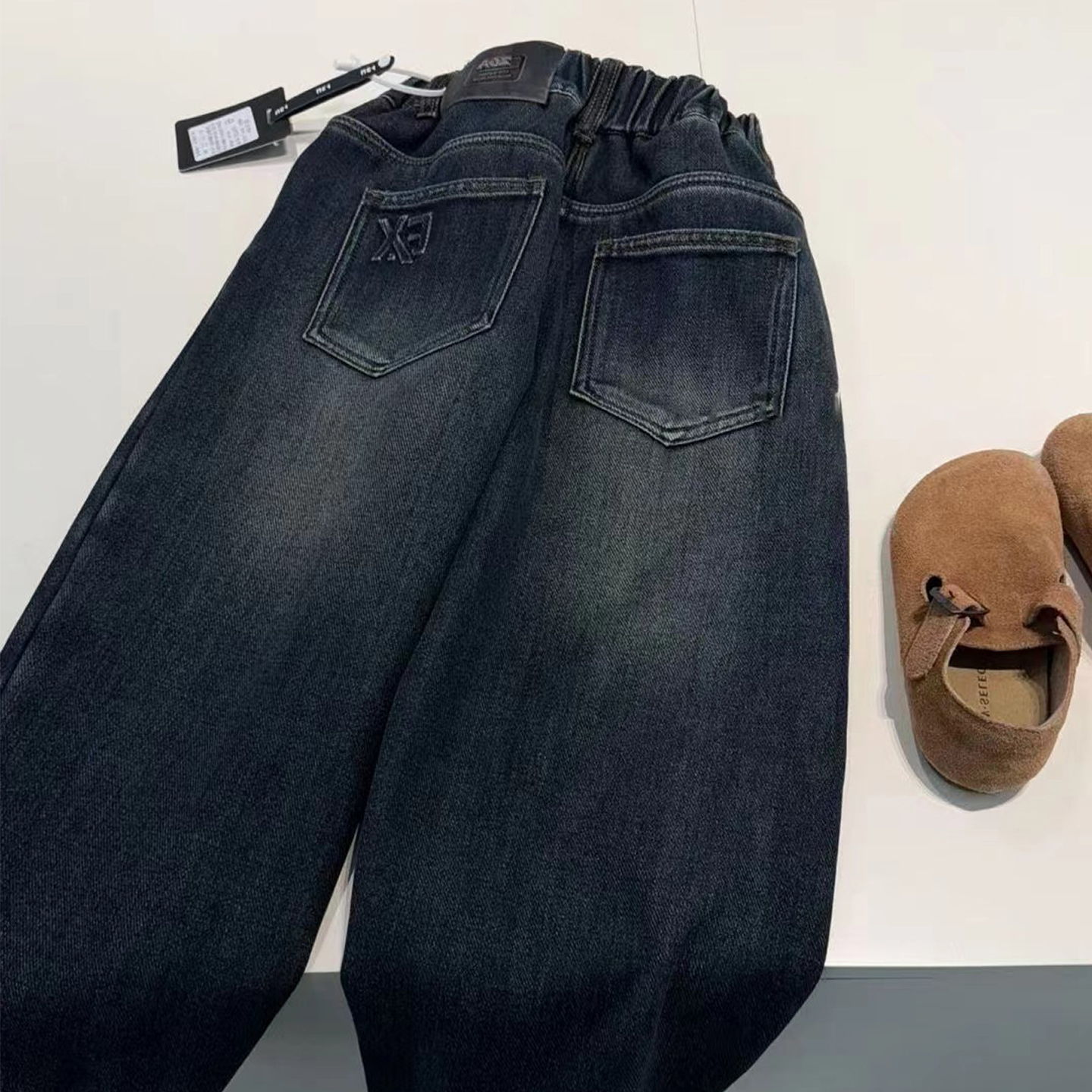 中大童一体绒宽松直筒老爹裤