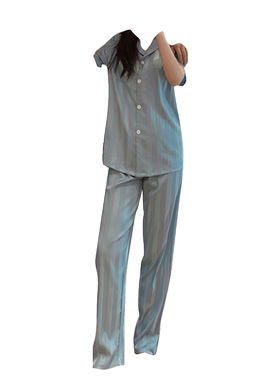 轻薄丝滑，温润光泽，仿真丝面料