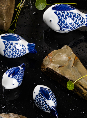 雨彤陶瓷小摆件【鱼游世界】青花鱼 水中可漂浮桌面装饰品可爱