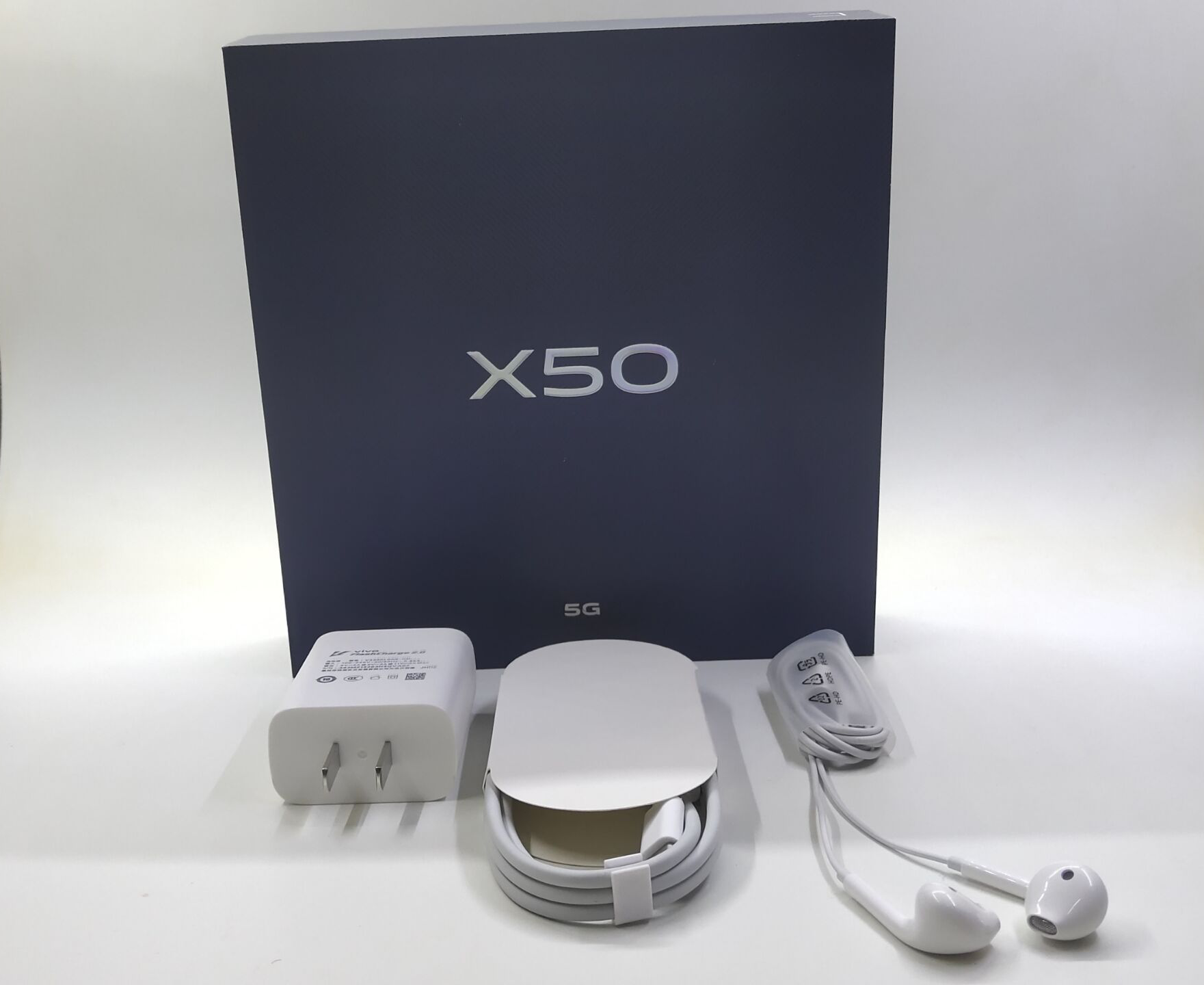 VIVO X50pro原装充电器数据线耳机33W闪充头X50充电线X30pro快充怎么样,好用不?