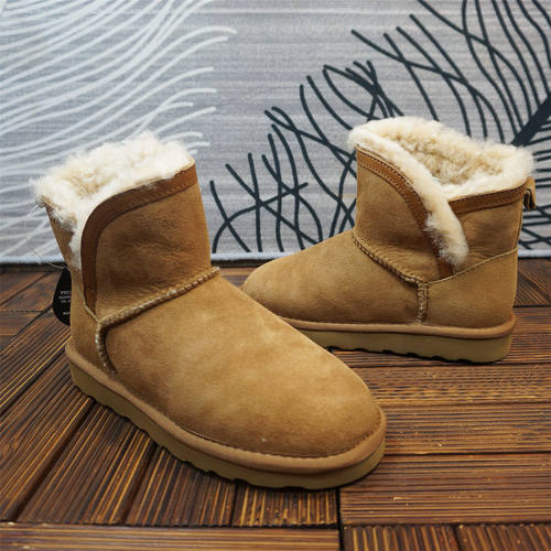 97-6真皮羊皮毛一体雪地靴 冬季套筒短筒靴保暖棉靴新款女靴