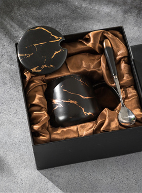 情侣杯子一对陶瓷咖啡杯带盖勺办公室马克杯创意个性早餐水杯家用