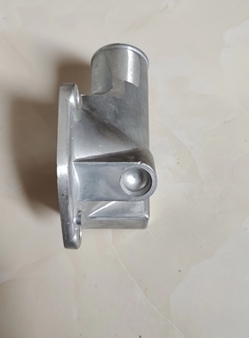 进口柴油叉车发动机大修配件 韩国大宇   D30S-DB33A节温器上盖