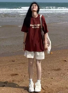 白灰色运动短裤女夏2026新款高腰显瘦宽松直筒bf风港味中裤五分裤